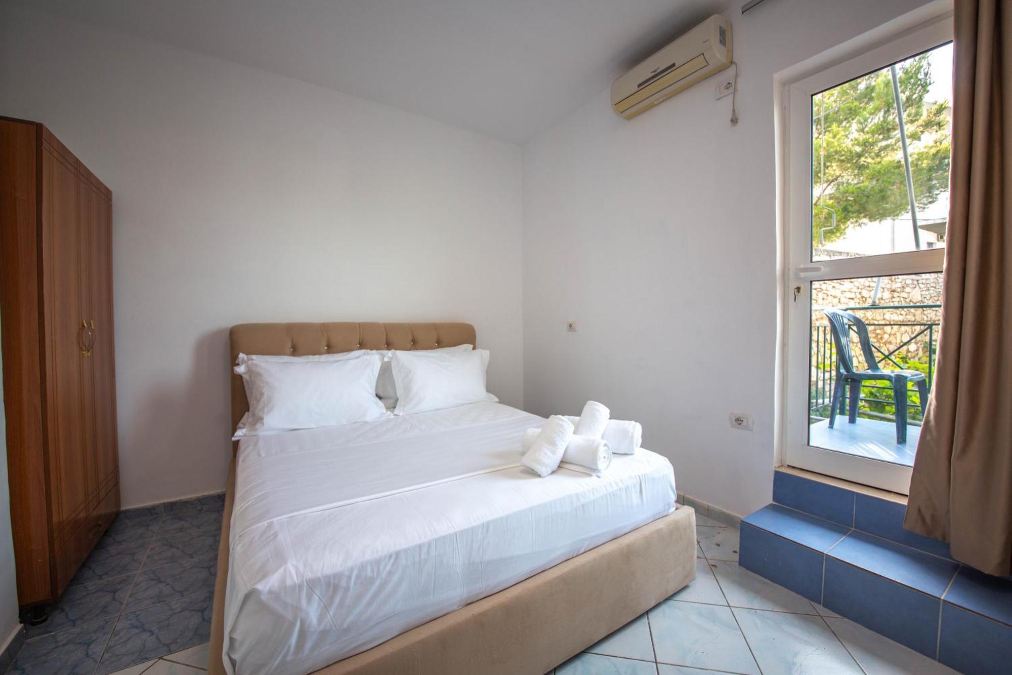 Noemi's Hotel